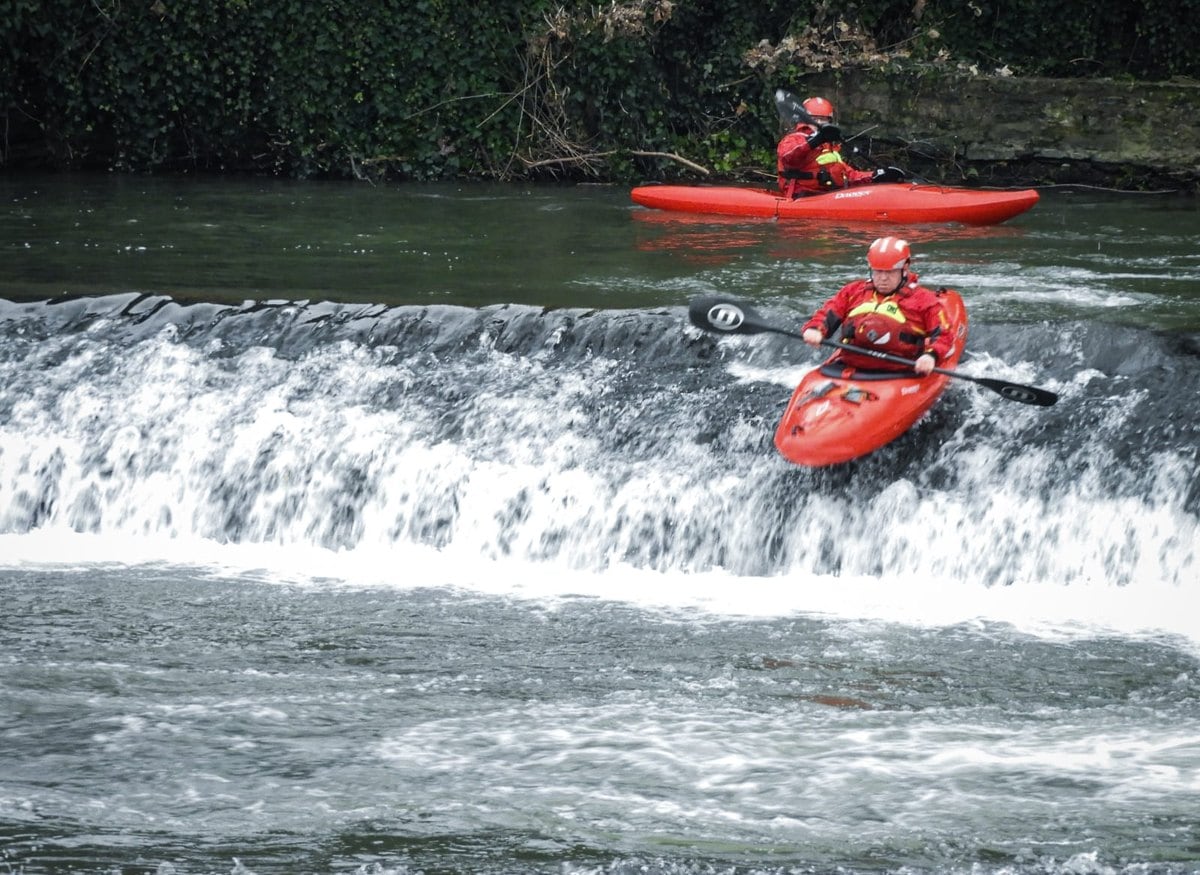 WMSAR rescue kayakers training at a weir